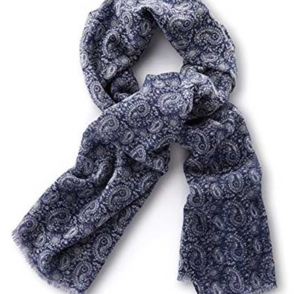 NWT - Threads Wool Scarf - Wrap - Paisley Navy - 72x28" - Picture 1 of 2